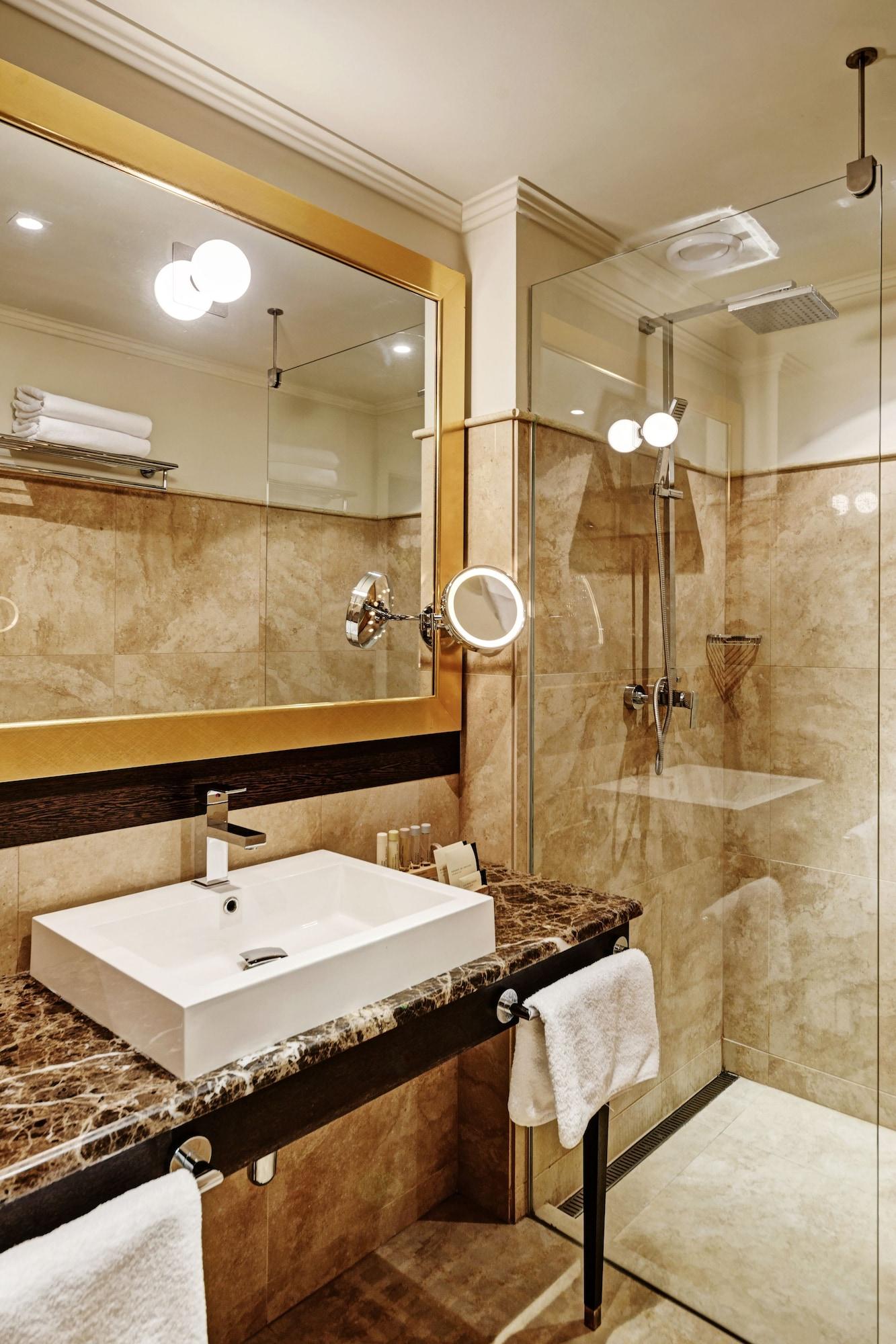 Grandezza Luxury Palace